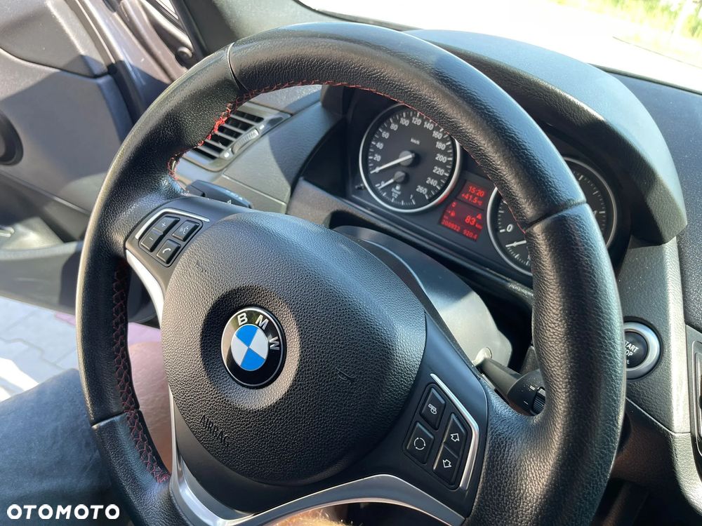 BMW X1 sDrive16d xLine - 16