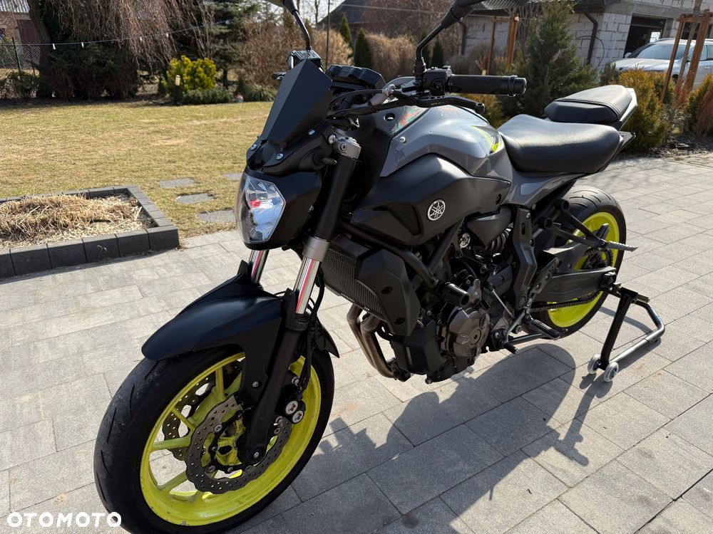 Yamaha MT - 3