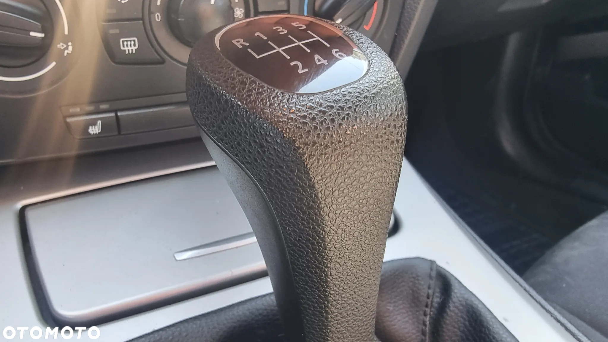 BMW Seria 3 318i - 17