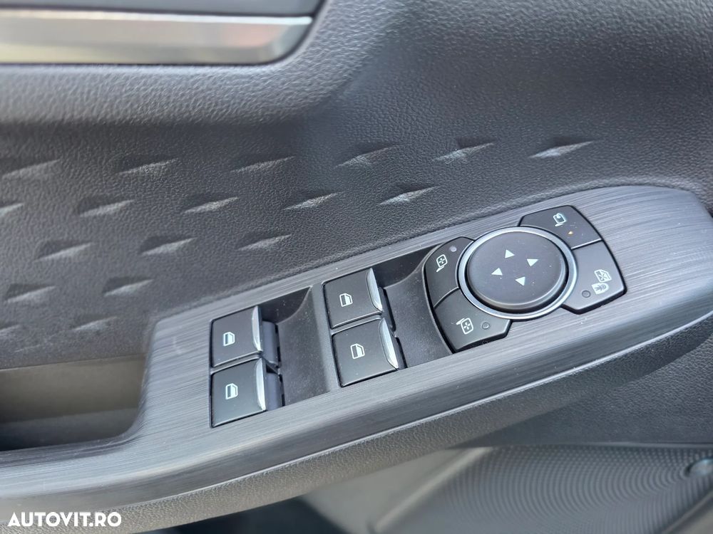 Ford Kuga 1.5 EcoBoost FWD Titanium - 13