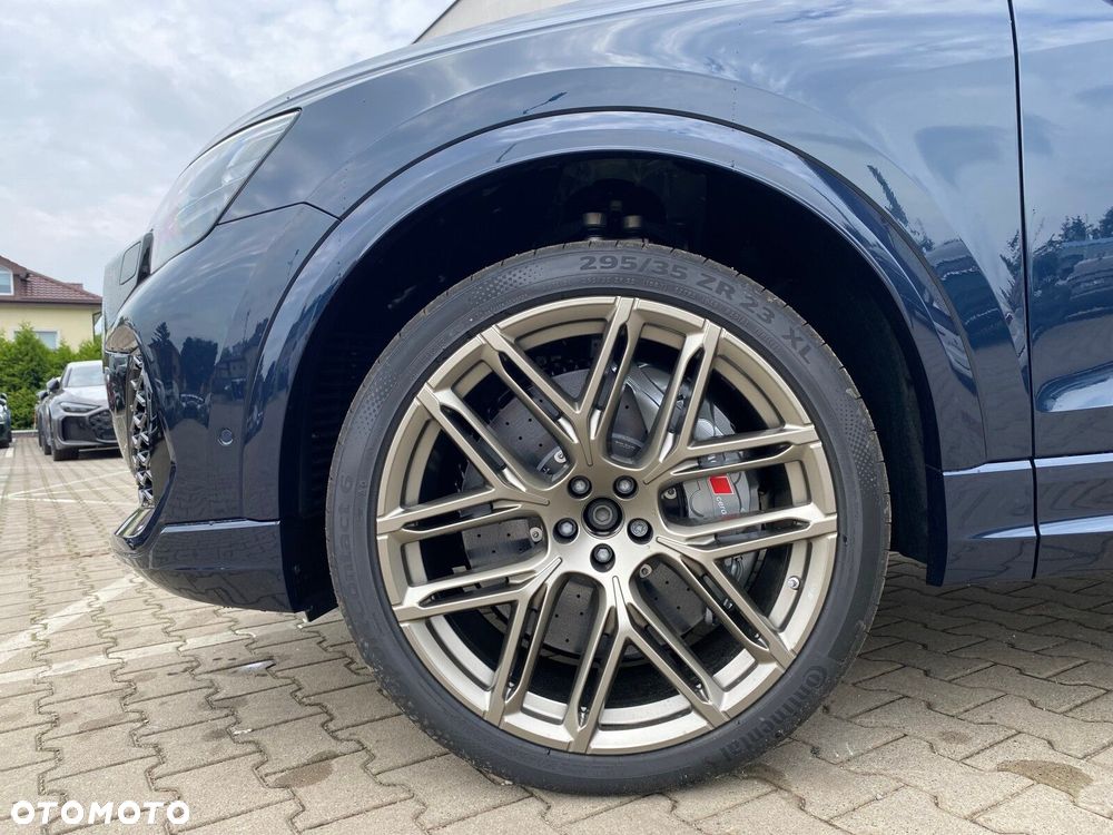 Audi RS Q8 - 3