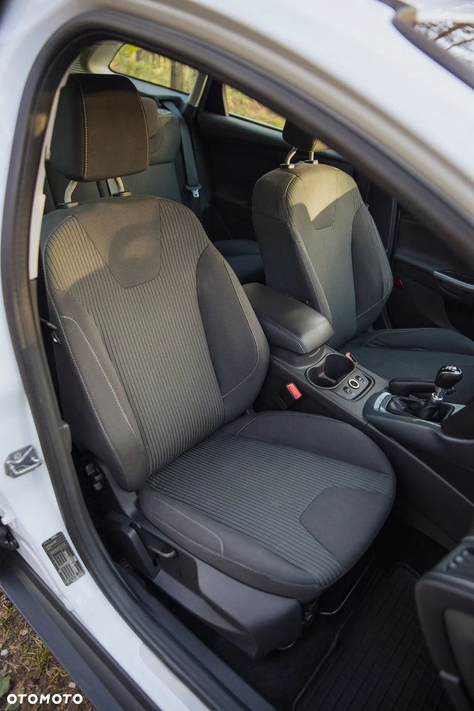 Ford Focus 2.0 TDCi Titanium - 25