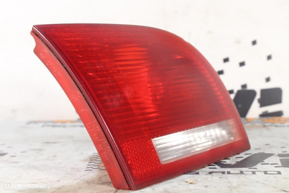 Farolim Esquerdo Audi A3 Sportback (8Pa)  8P4945093b / Chassi Condutor - 2