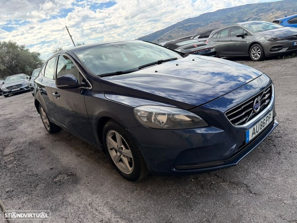 Volvo V40 1.6 D2 Momentum - 11