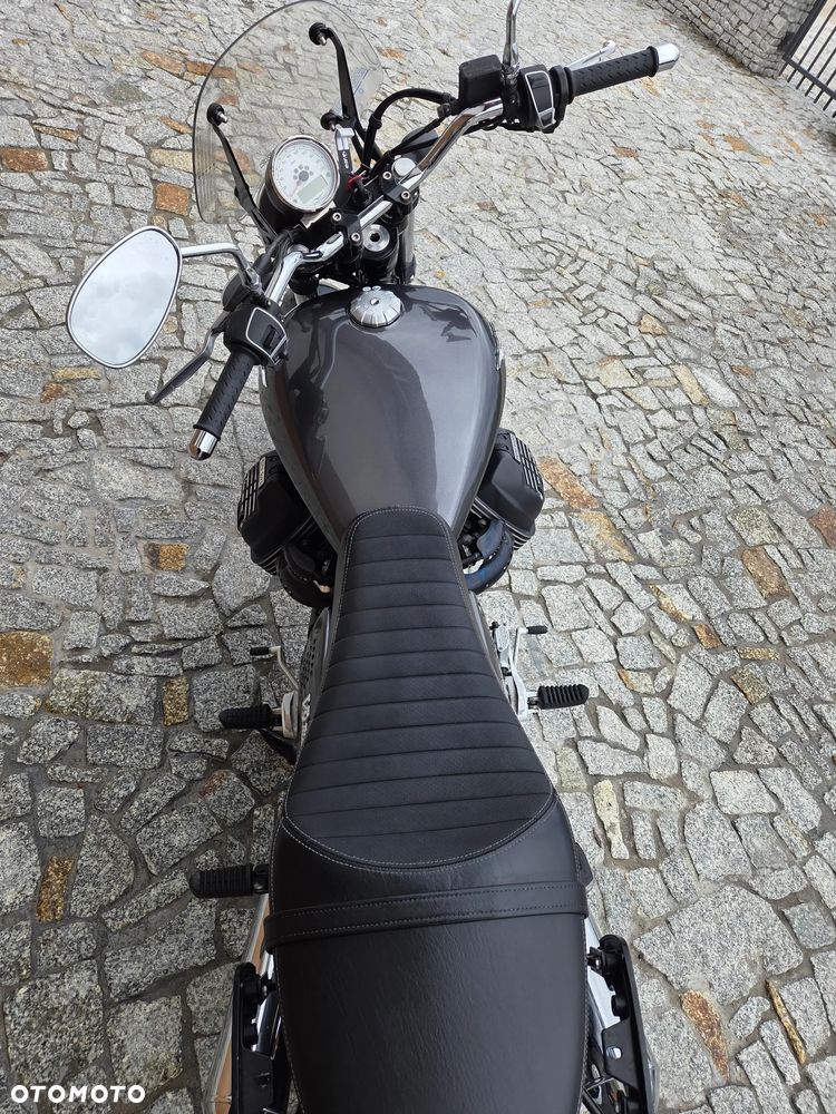 Moto Guzzi V9 - 6