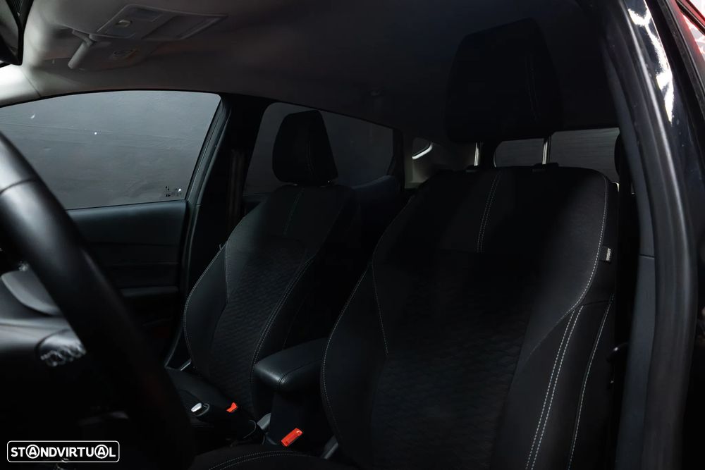 Ford Fiesta 1.0 EcoBoost S&S TITANIUM - 17