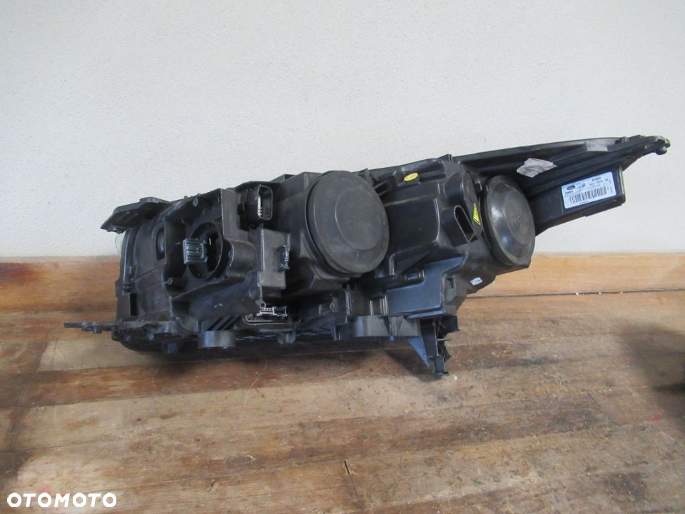LAMPA PRZÓD PRZEDNIA PRAWA FORD KUGA MK2 LIFT XENON 2016-2019 rok - 10