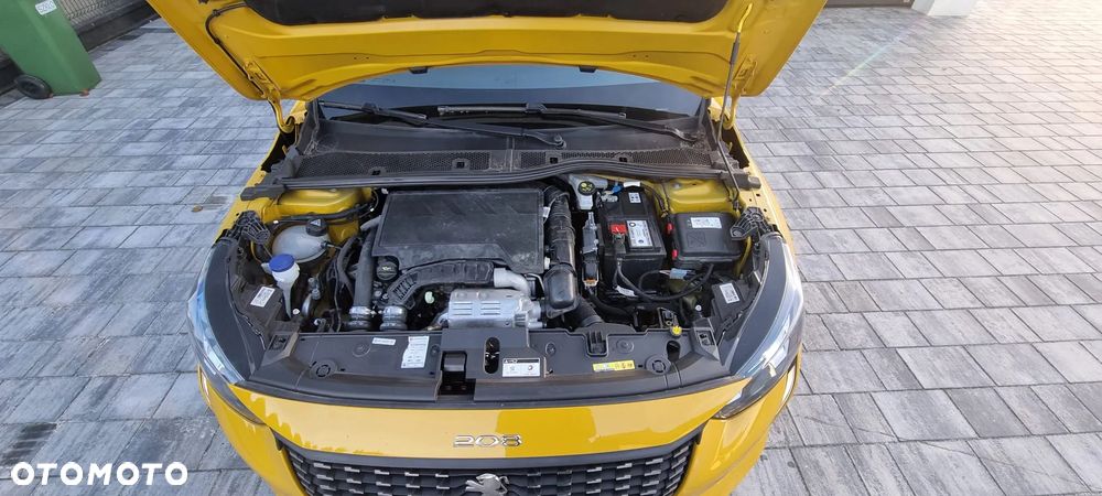 Peugeot 208 PureTech 100 EAT8 Allure - 19