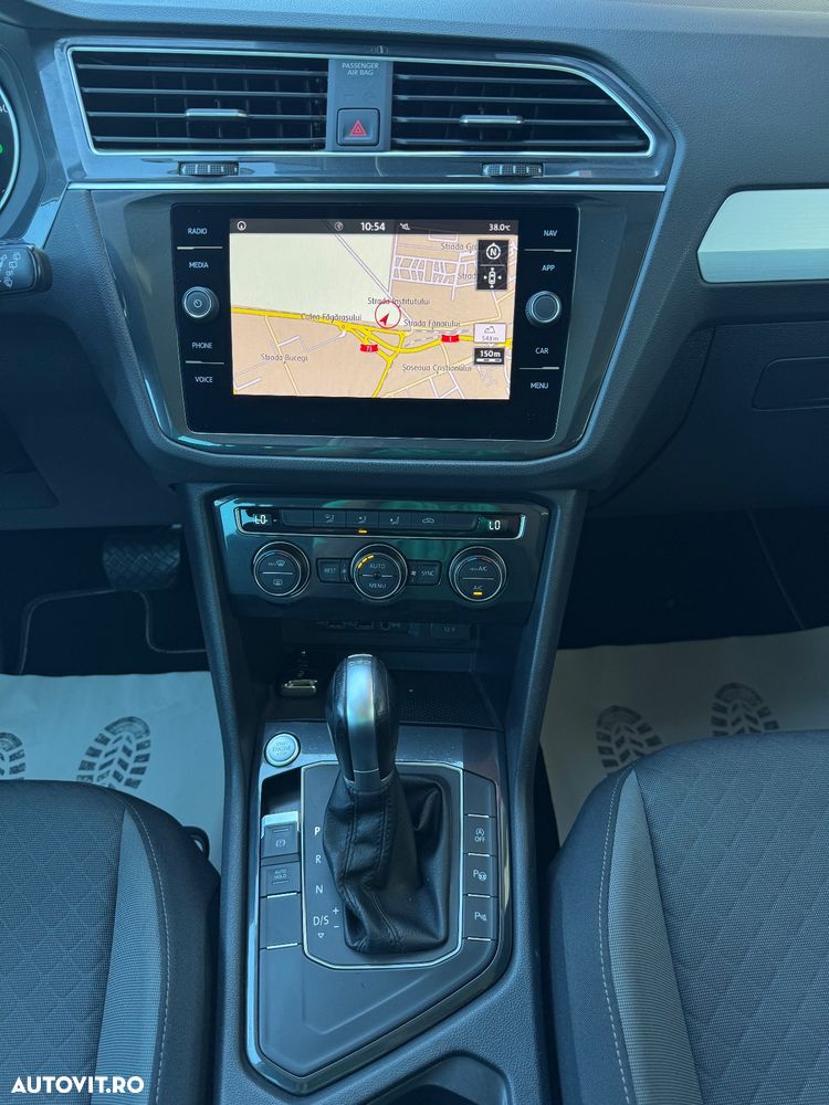 Volkswagen Tiguan 2.0 TDI DPF DSG Comfortline - 16