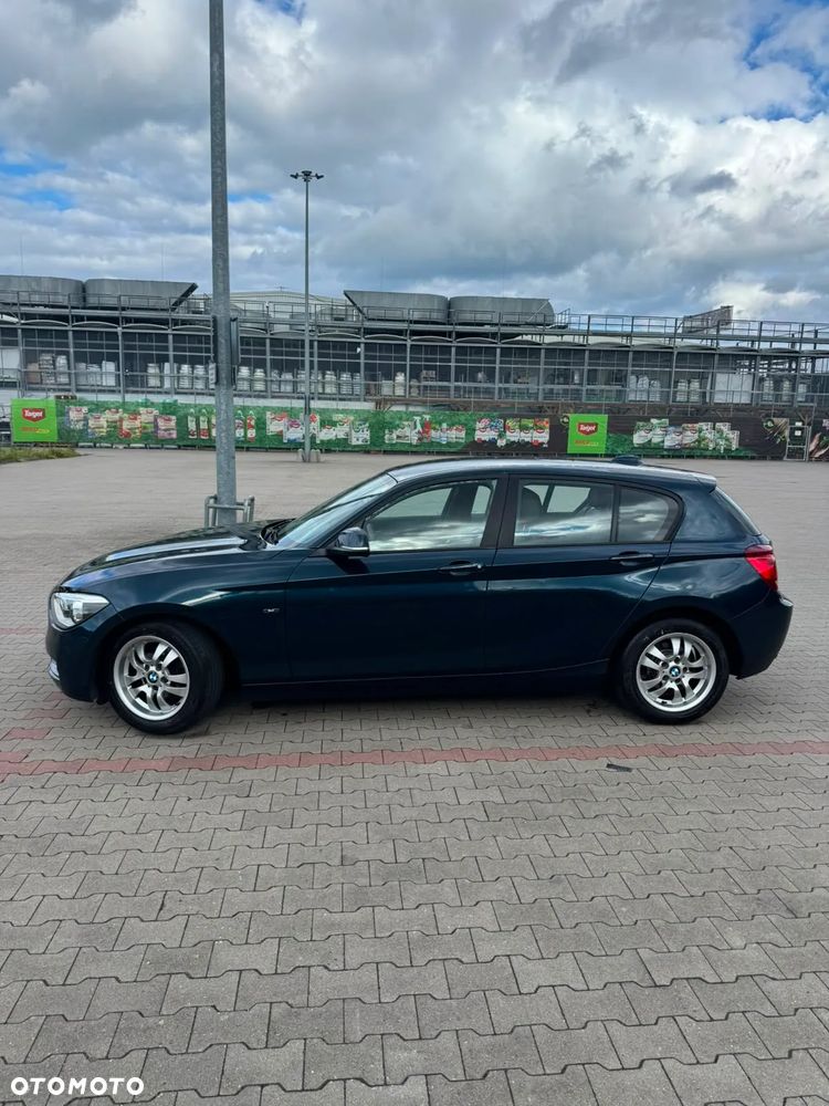 BMW Seria 1 114i Sport Line - 5