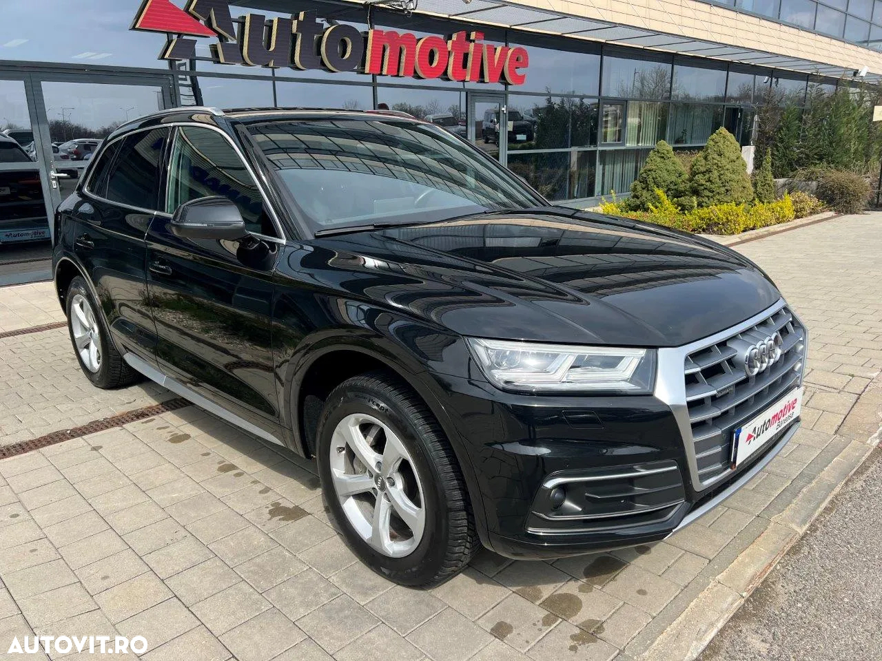 Audi Q5 40 TDI quattro S tronic sport - 2