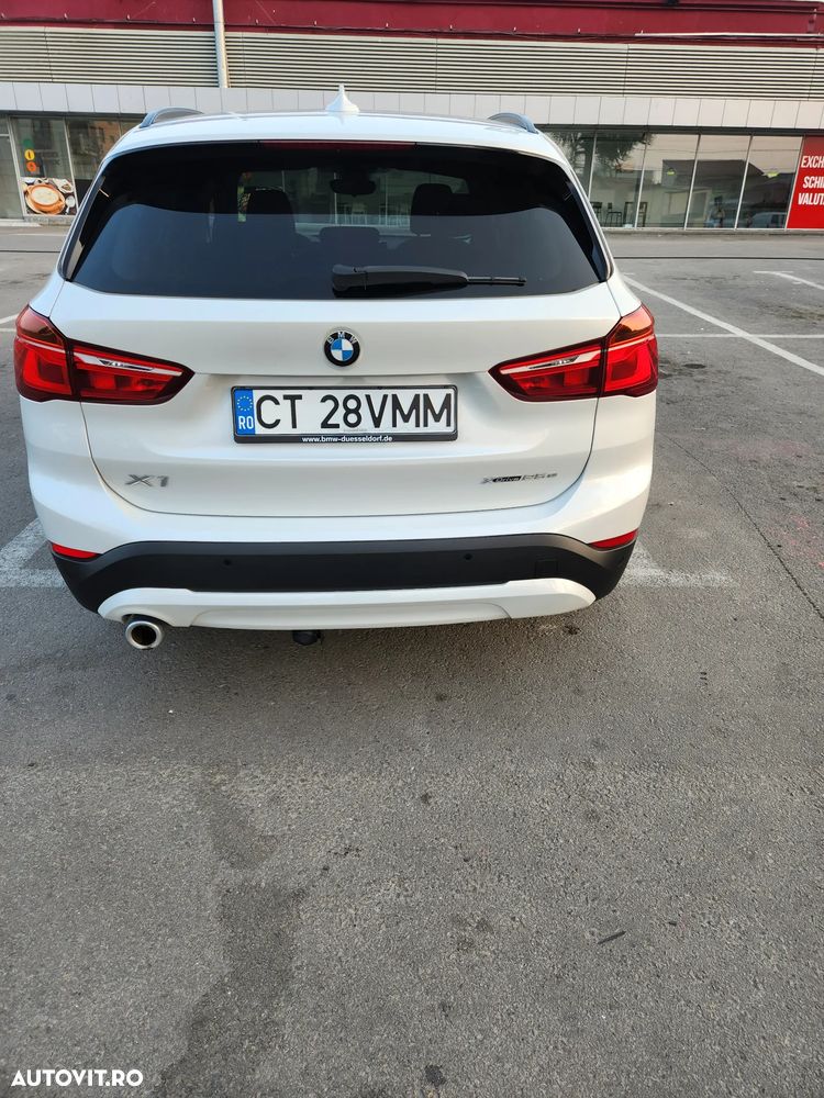 BMW X1 2021 — imagine 10