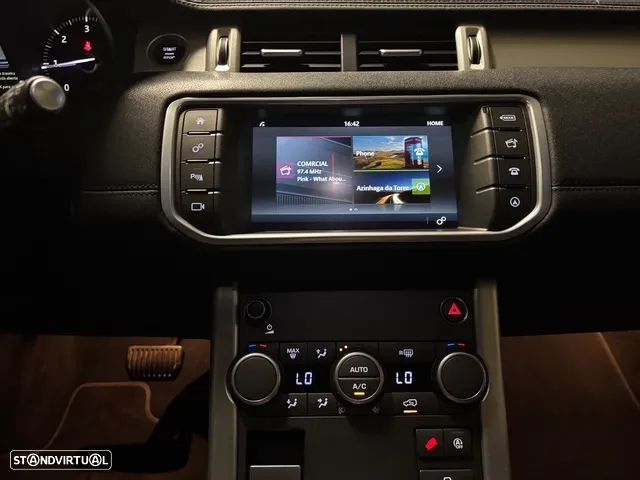 Land Rover Range Rover Evoque 2.0 D150 AWD R-Dynamic SE Auto - 10