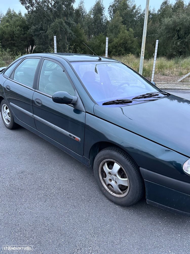 Renault Laguna 1.8 RT - 2