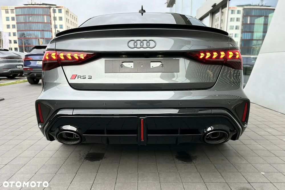 Audi RS3 Sportback TFSI quattro S tronic - 13