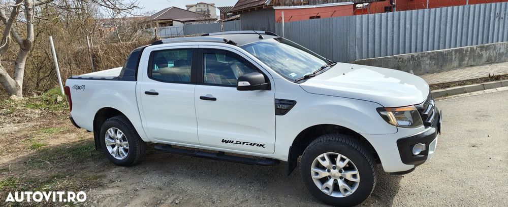 Ford Ranger 4x4 Cabina Dubla WILDTRACK Aut. - 3