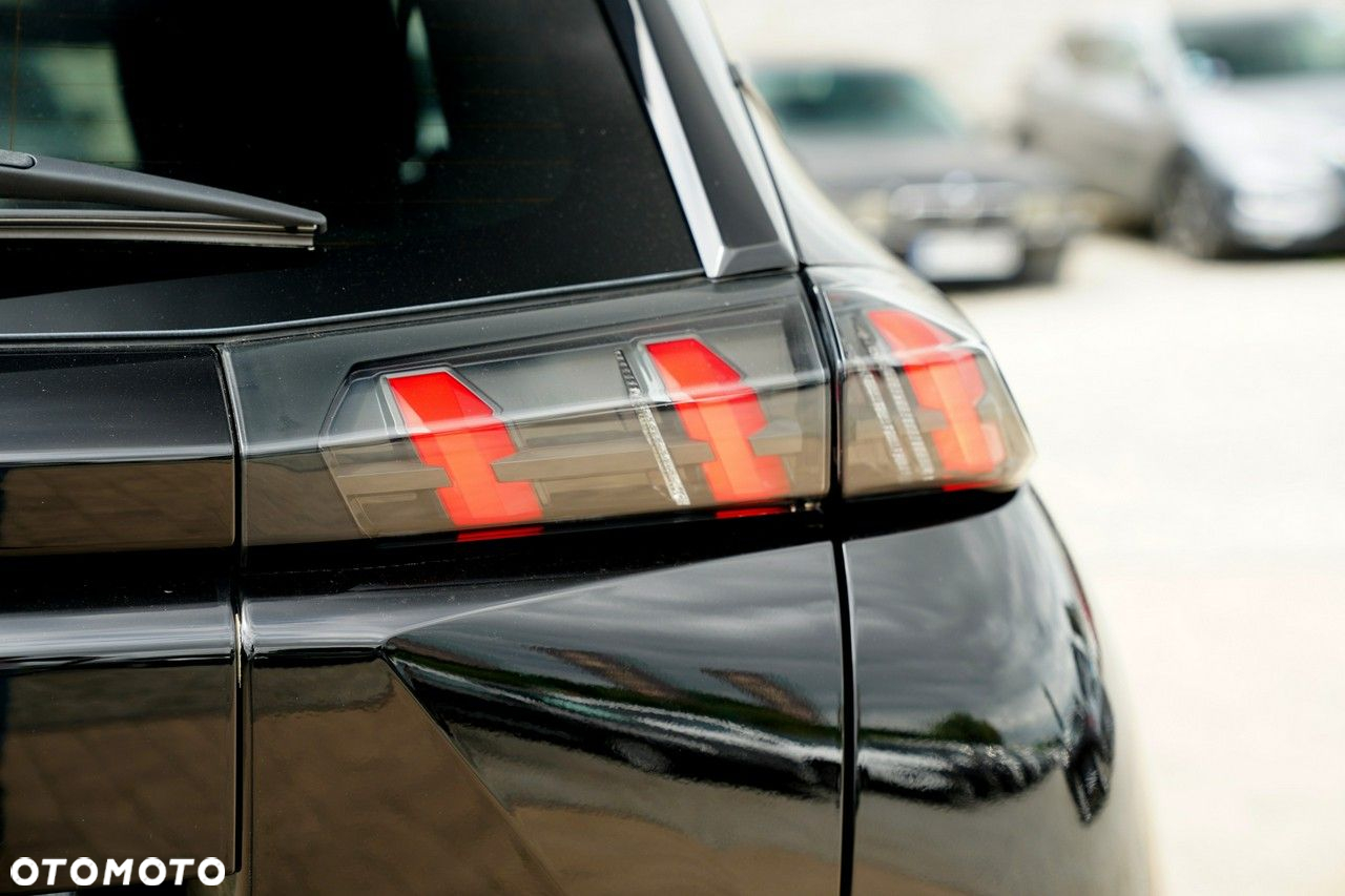 Peugeot 2008 - 14
