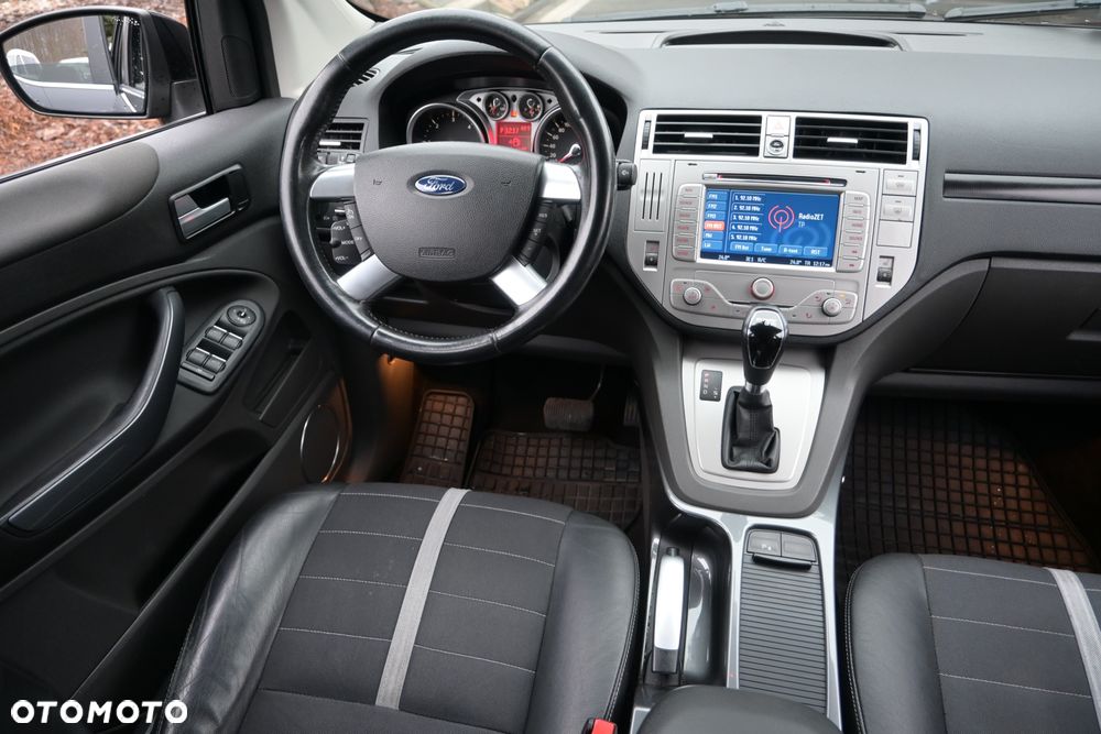 Ford Kuga 2.0 TDCi 4x4 Titanium - 19