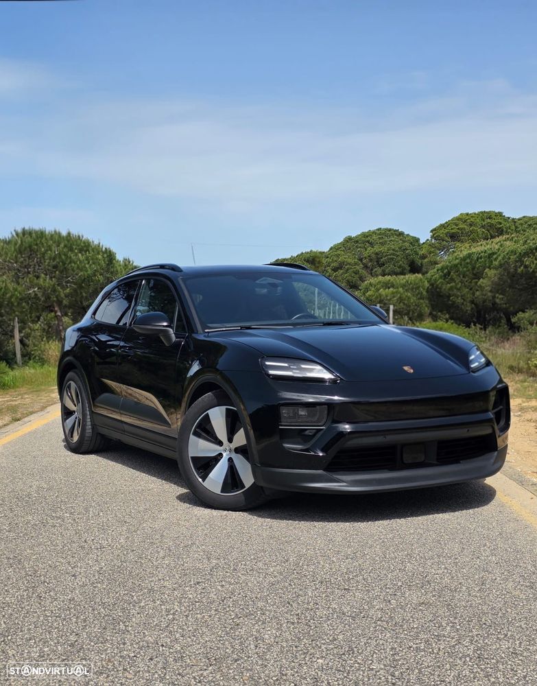 Porsche Macan Standard - 2