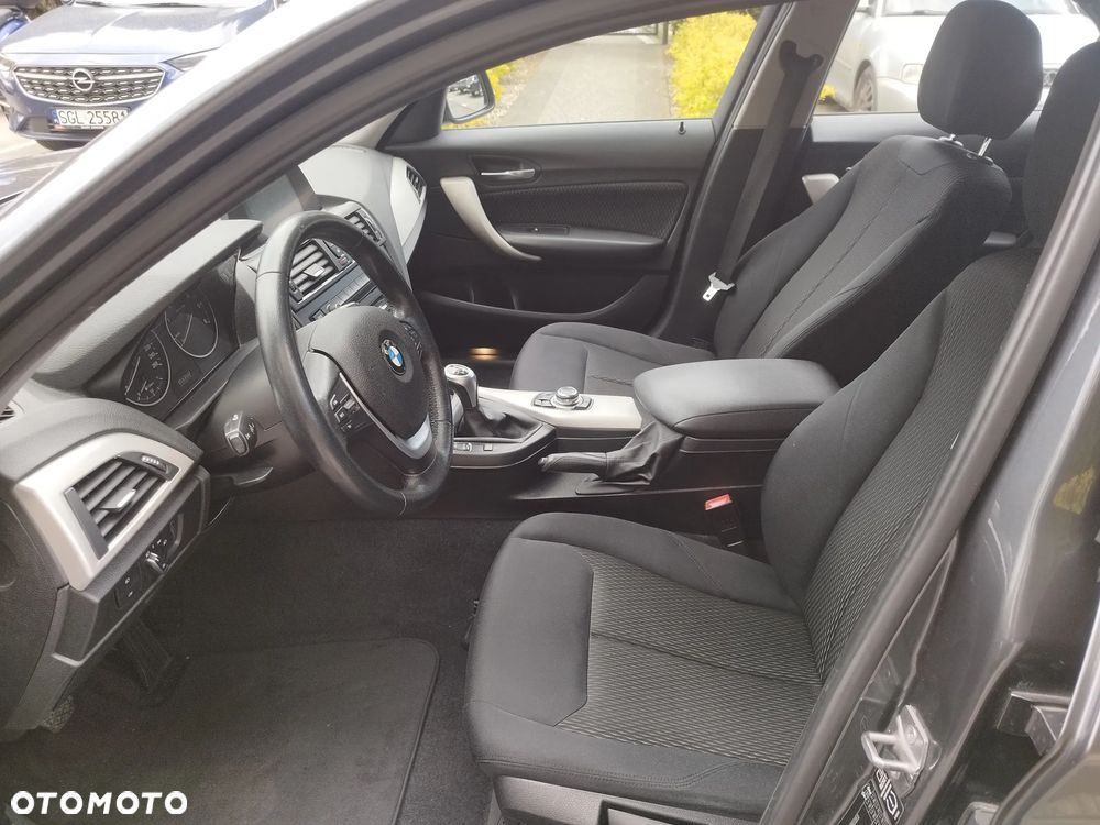 BMW Seria 1 118d DPF - 10