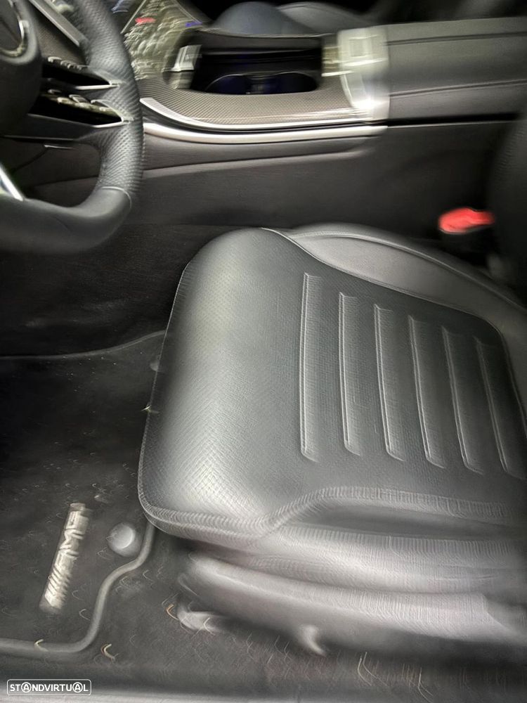 Mercedes-Benz C 300 e AMG Line - 28