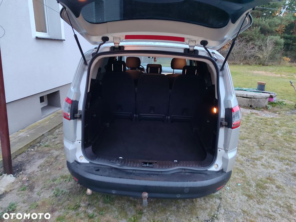 Ford S-Max 2.0 TDCi DPF Titanium - 12