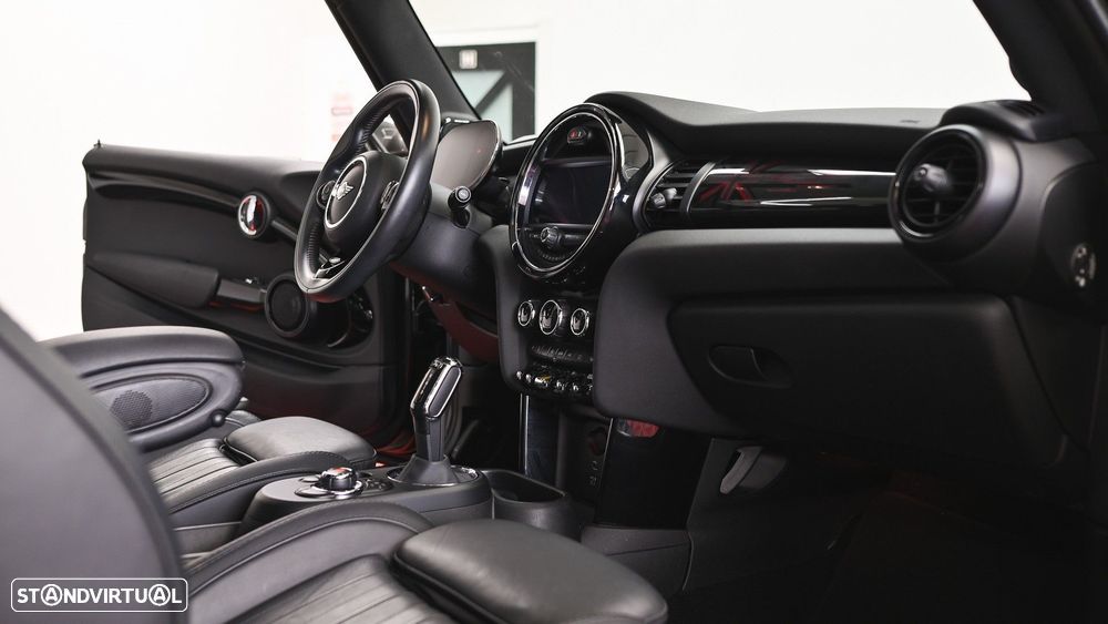 MINI 3 Portas Cooper SE Camden Edition - 38