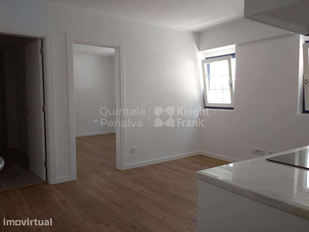 Conjunto de 4 apartamentos para venda em Lisboa - Grande imagem: 4/24