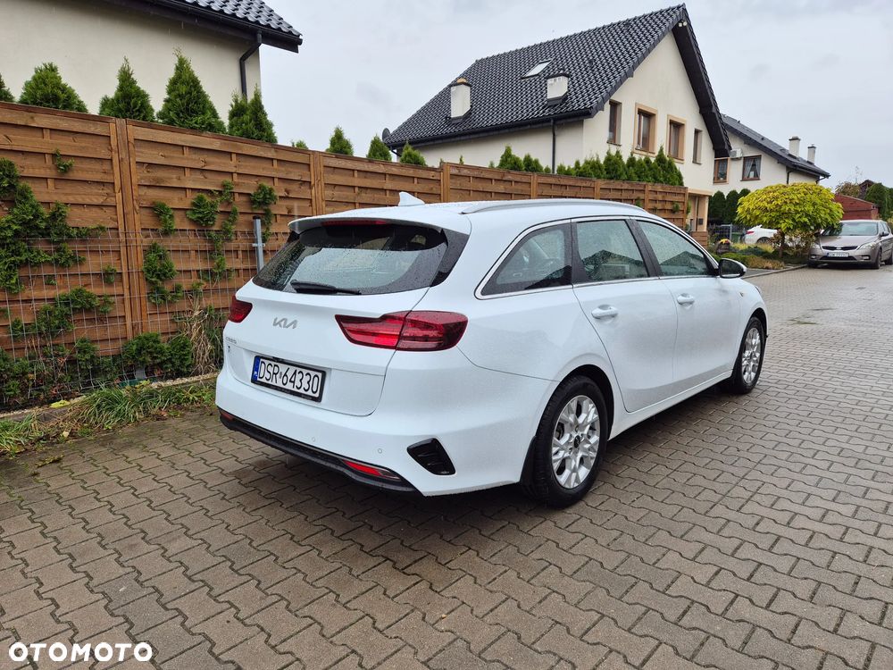 Kia Ceed 1.5 T-GDI M - 2