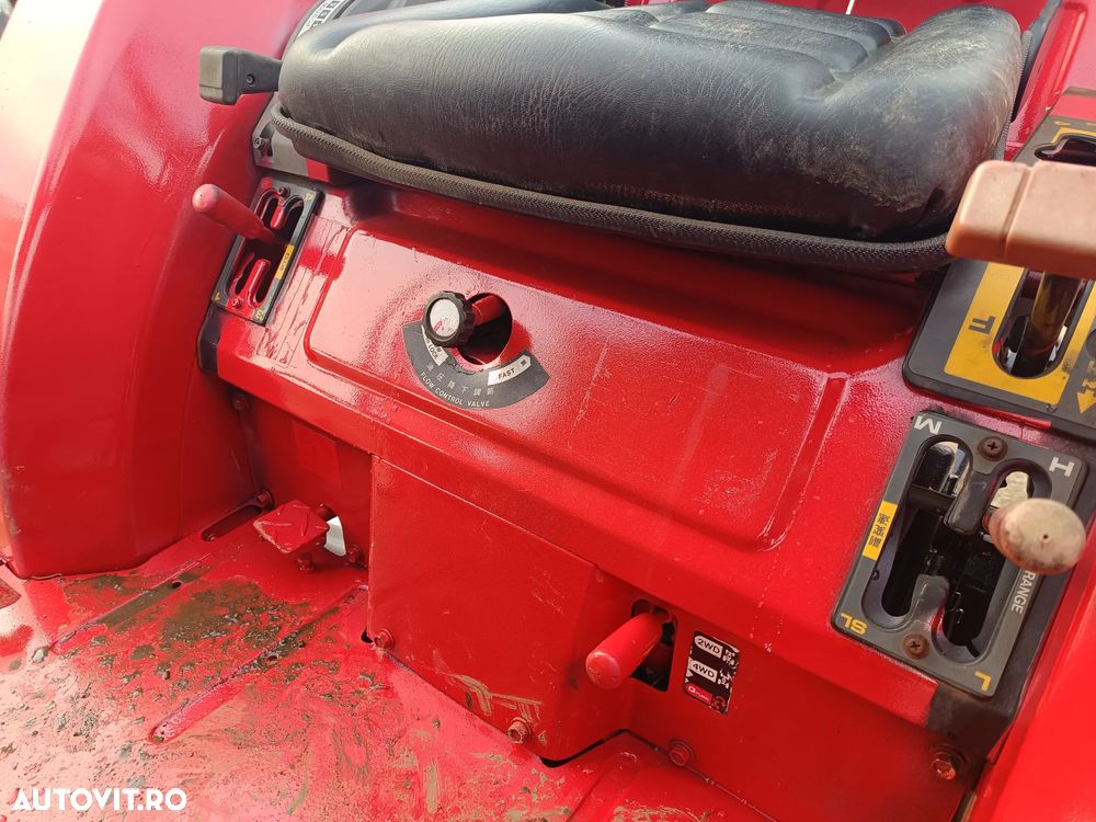 Mitsubishi MT24 - 14