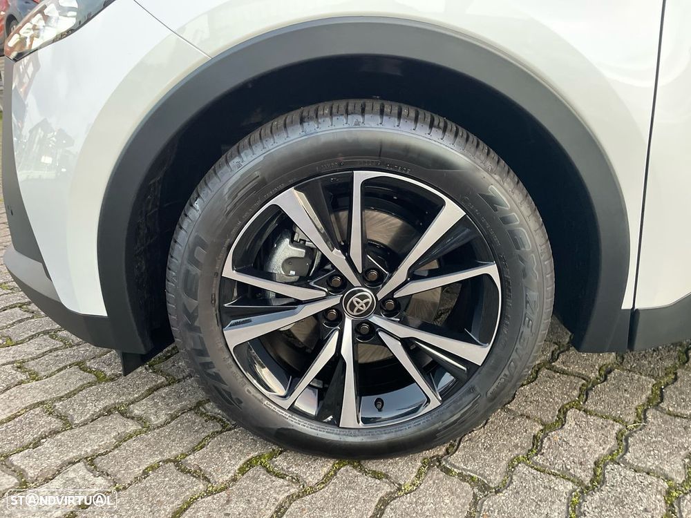 Toyota C-HR - 12
