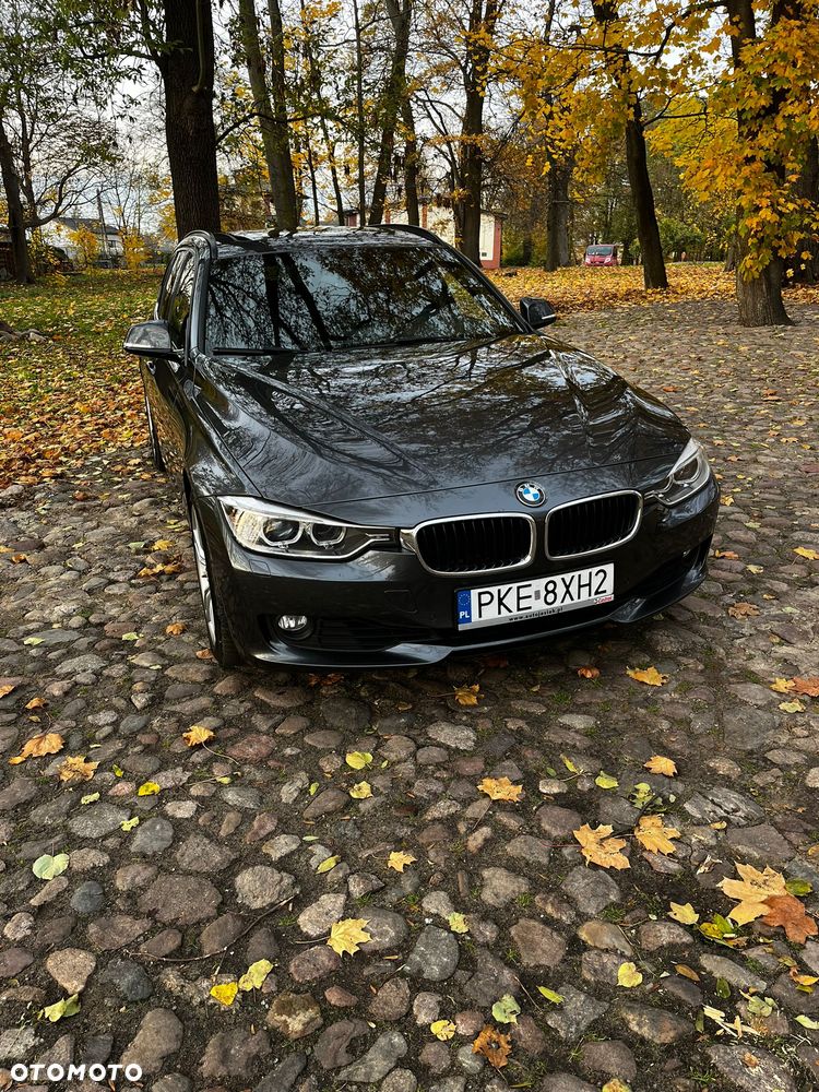 BMW Seria 3 325d Sport-Aut Sport Line - 5
