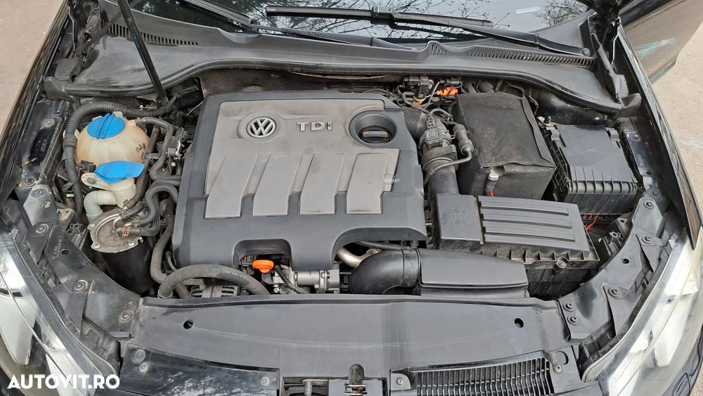 Volkswagen Golf 1.6 TDI DPF DSG Highline - 7