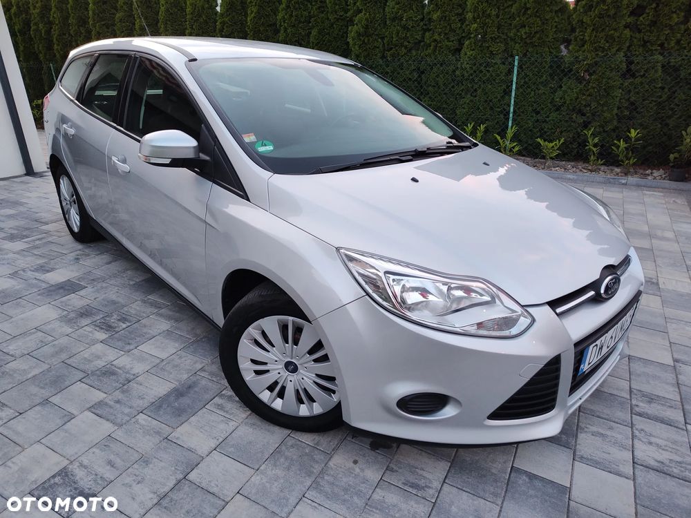 Ford Focus Turnier 1.0 EcoBoost Start-Stopp-System TREND - 6