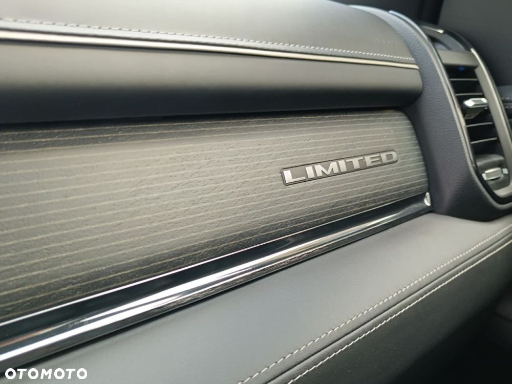 RAM 1500 - 29