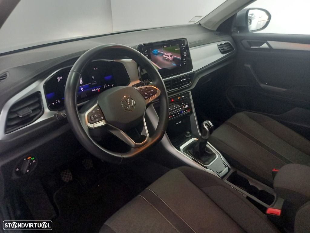 VW T-Roc 1.0 TSI Urban - 12