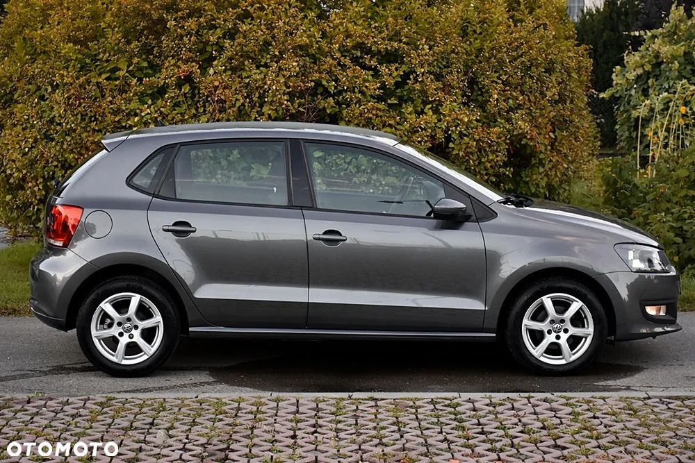 Volkswagen Polo 1.4 16V Comfortline - 14