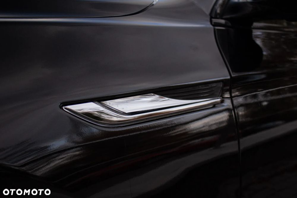 BMW Seria 6 650i - 4