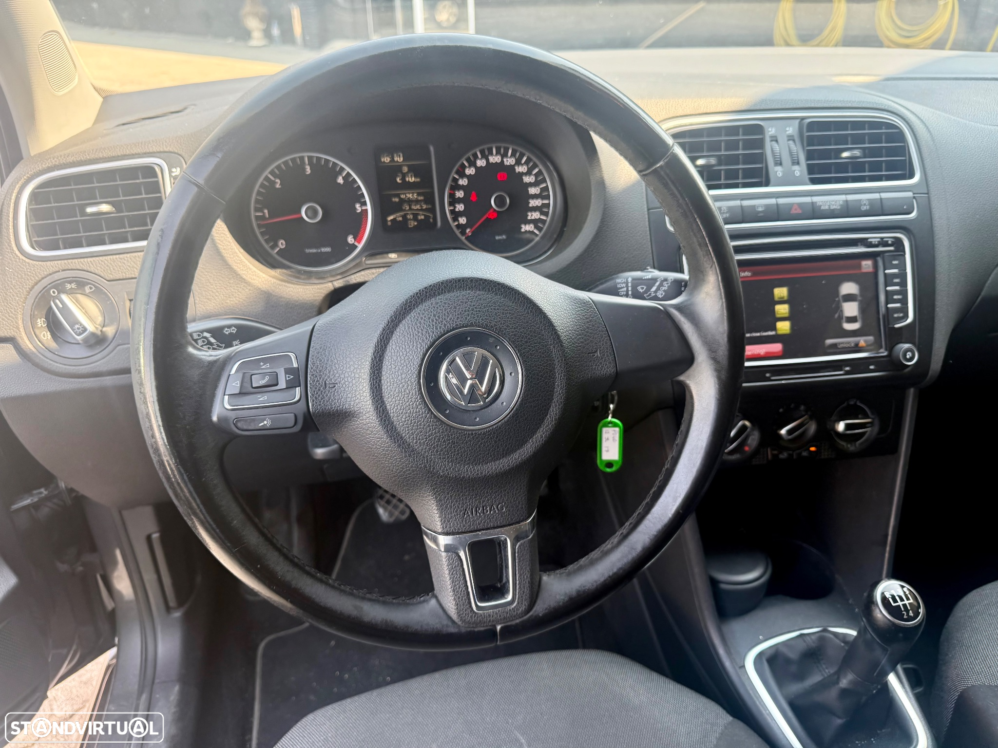 VW Polo 1.6 TDI Highline - 48