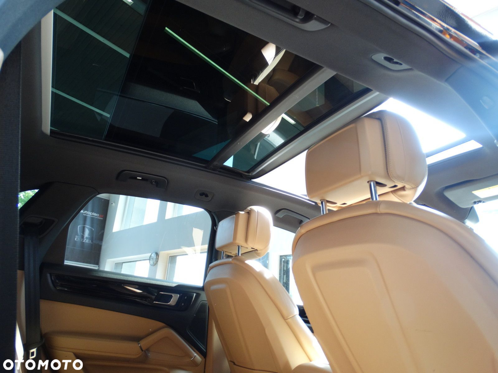 Porsche Cayenne - 20