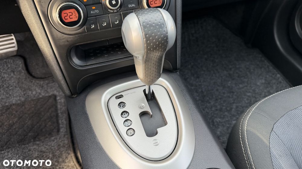 Nissan Qashqai+2 2.0 dCi 4x4 Tekna - 8