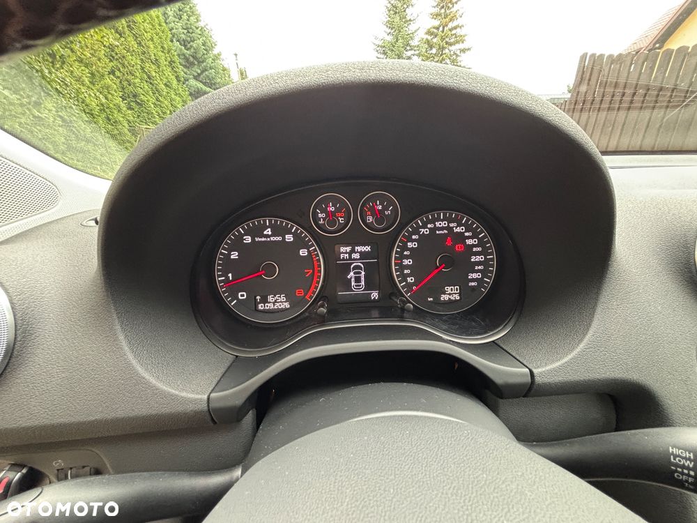 Audi A3 Sportback 1.4 TFSI Attraction - 10