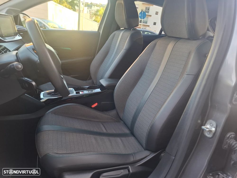 Peugeot 208 PureTech 100 Allure Pack - 30