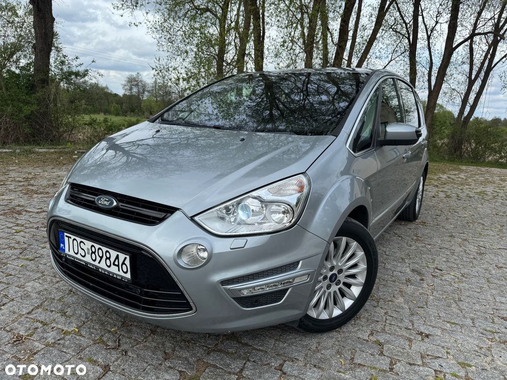Ford C-MAX 2.0 TDCi Champions Edition - 1