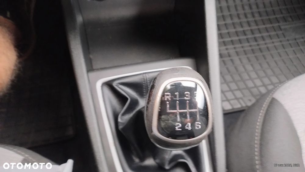 Hyundai i20 1.4 Comfort - 24