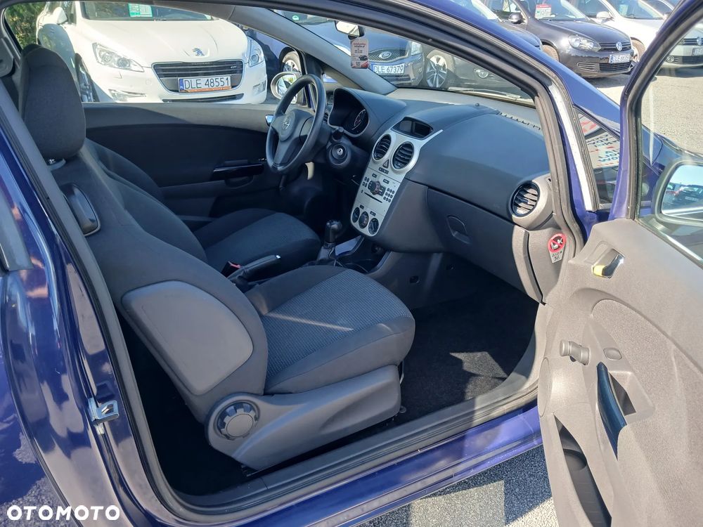Opel Corsa - 8