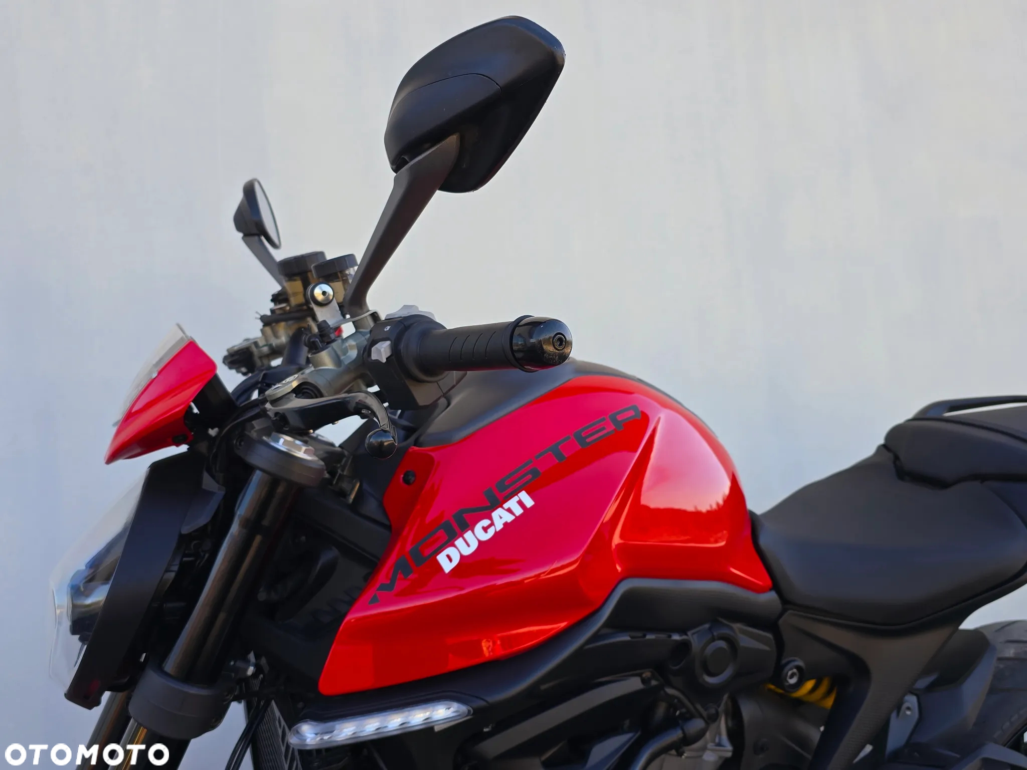 Ducati Monster - 14