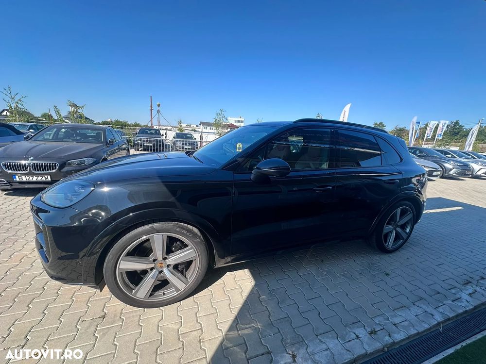 Porsche Cayenne S - 4