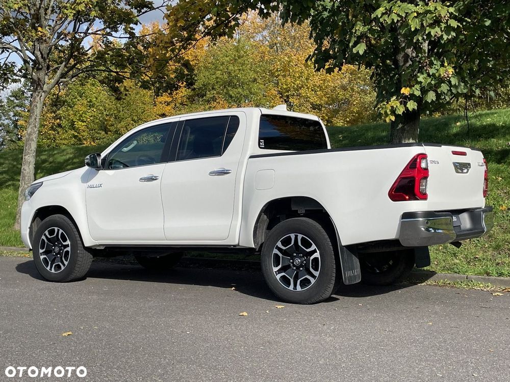 Toyota Hilux 2.8 D-4D Double Cab SR5 4x4 - 16