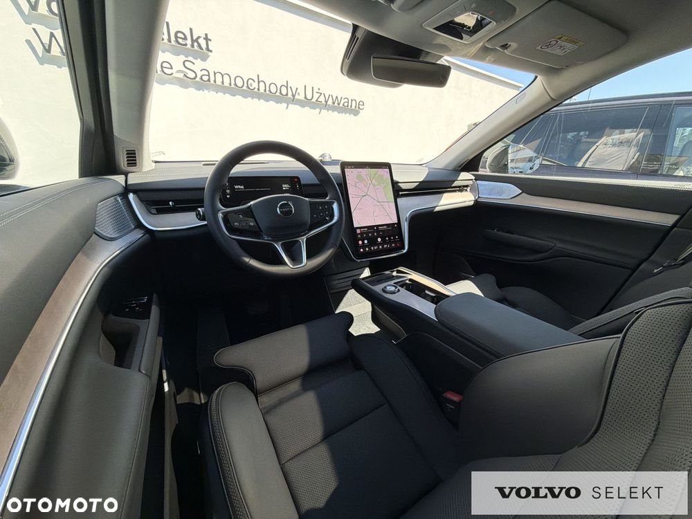 Volvo EX90 - 11